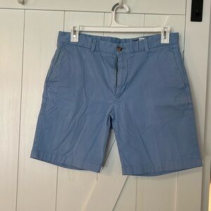 Vineyard Vibes men’s shorts size 35. Perfect for vacay! So colorful! 🌴